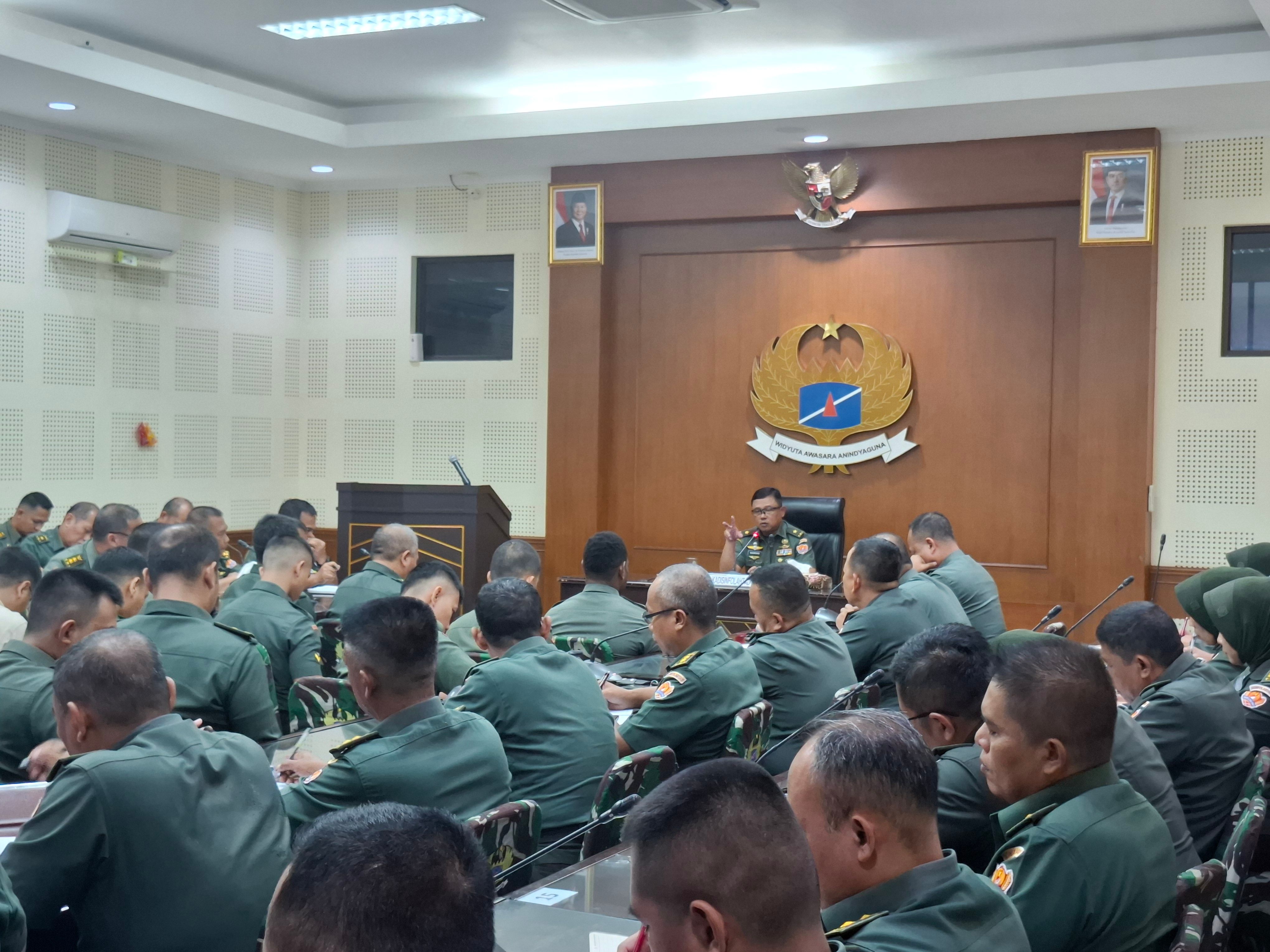 Kadisinfolahtad Brigjen TNI Nugroho Septijantono, S.I.P. Berikan Pengarahan Tentang Dukungan Terhadap Asta Cita, Pengamanan Dokumen Internal, dan Larangan Judi Online